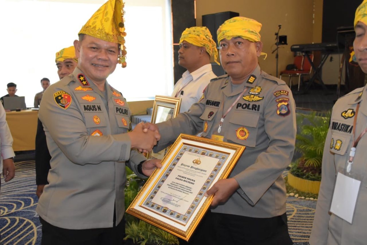 fbc38aa9-ab25-47be-9acf-259417d706f1