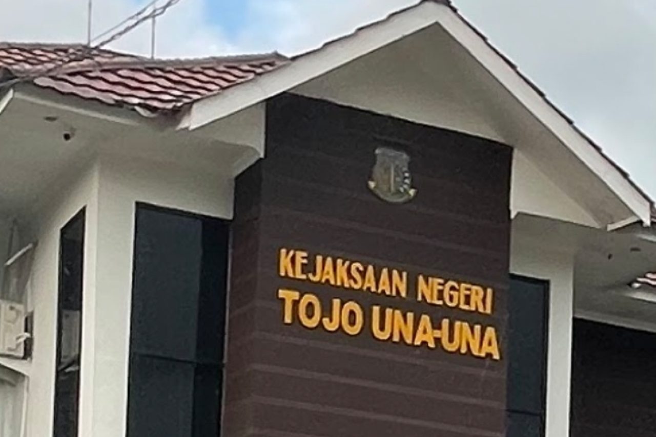 Screenshot_20250508_222134_Photos